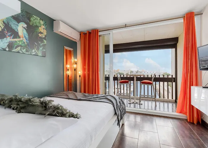 Port Venus Naturiste Sunrise Agde